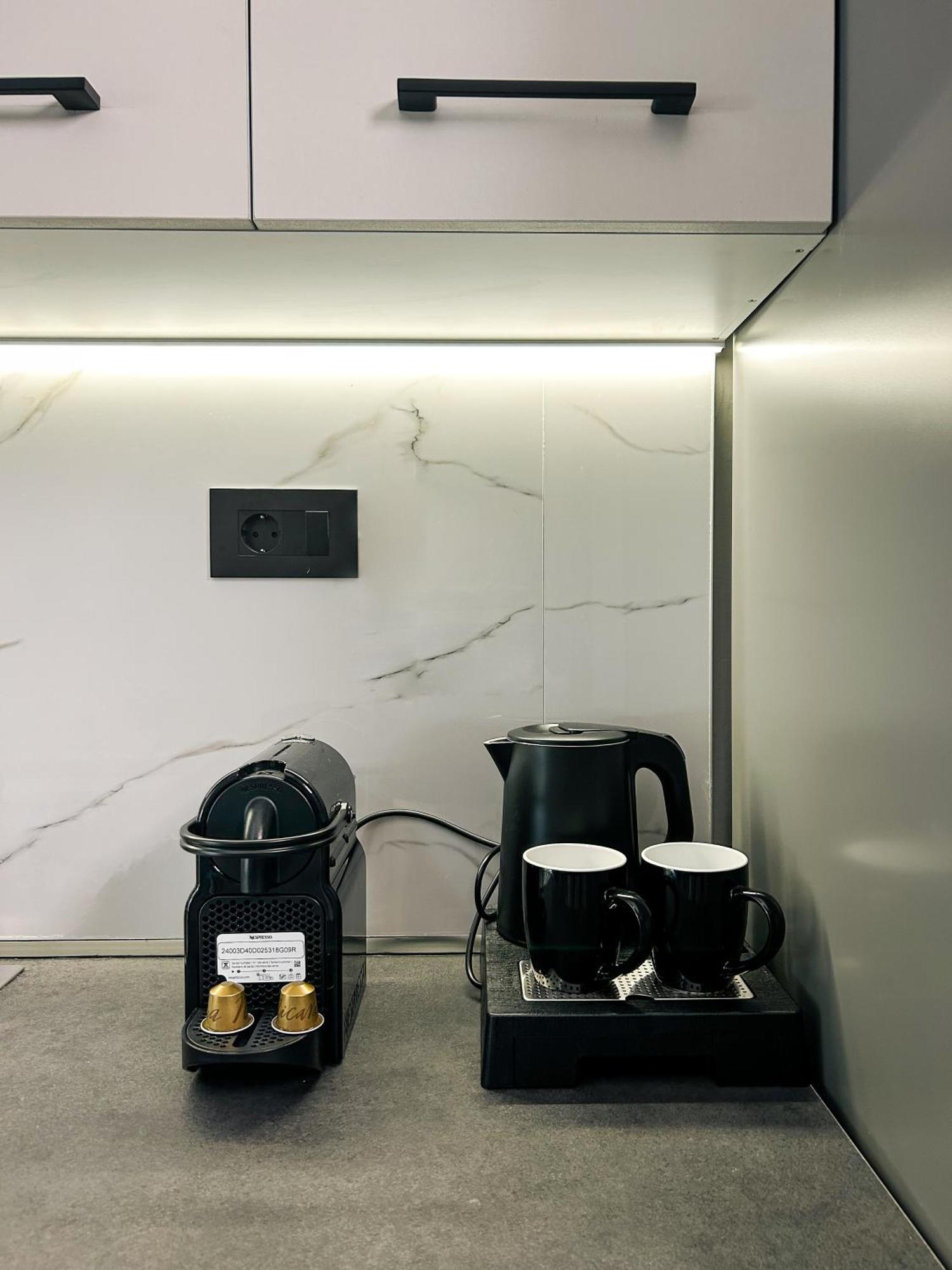 Hyperion Premium Suite เทสซาโลนิกิ ภายนอก รูปภาพ